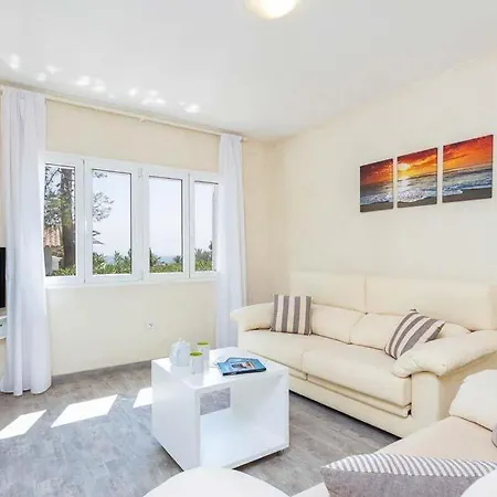 Torre Soli Nou Sleeps 4 Pool Air Con Wifi ヴィラ ソン・ボウ